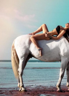 Проститутка Моника