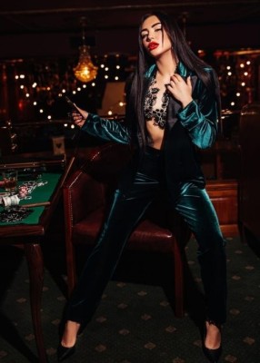 Проститутка АДРИАНА